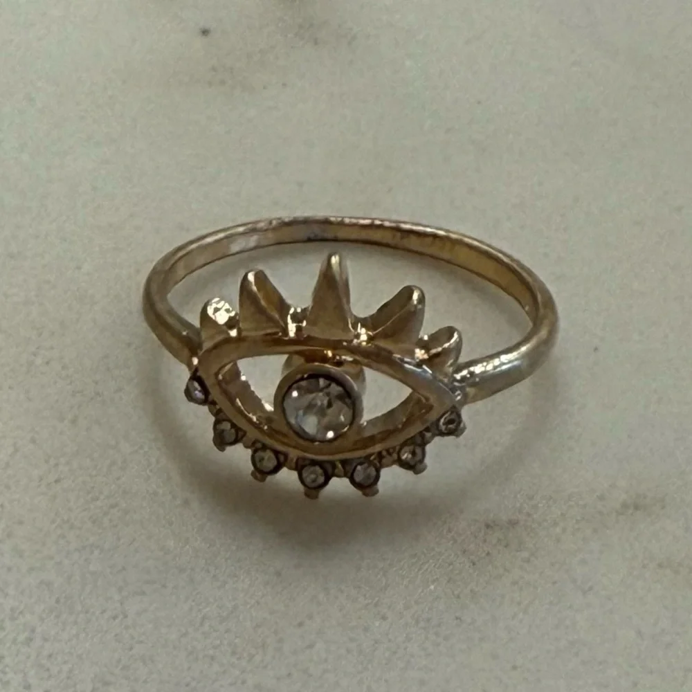 ☀️Gold Dainty Evil Eye Stacking Ring - 7